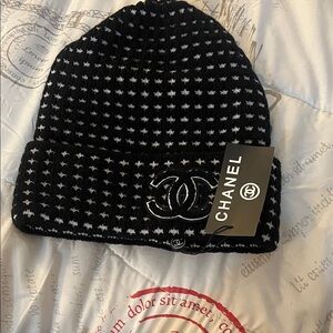 CHANEL Black and White Knit Beanie
